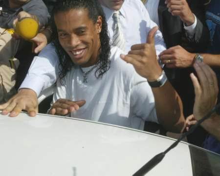 人站出来承 人站出来承