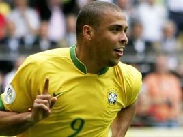 在现代足球 在现代足球