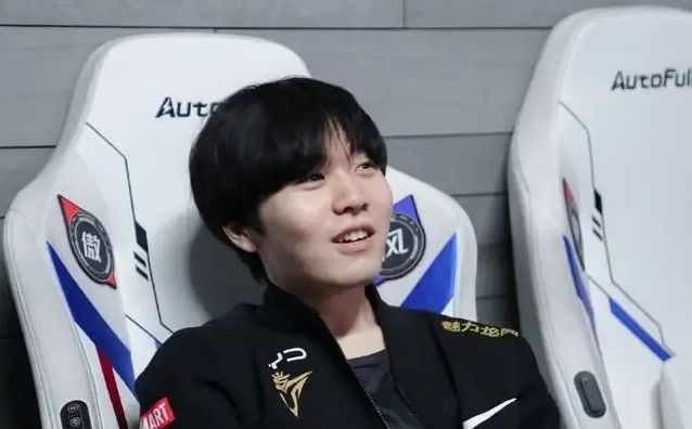 库里的牵制 库里的牵制