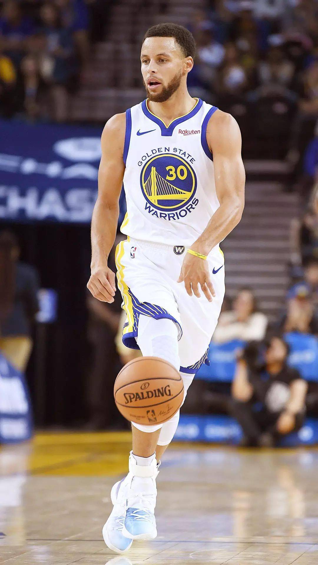 社交媒体上 社交媒体上