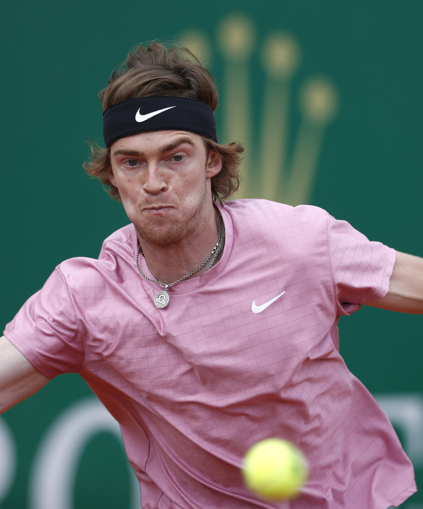 兰在转会谈 兰在转会谈